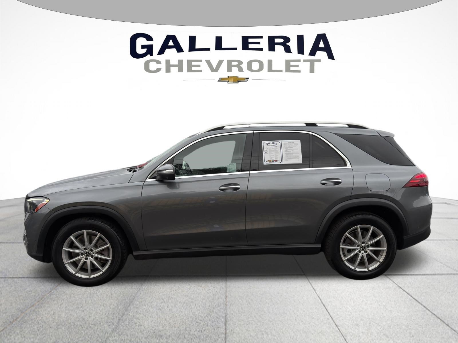 Used 2024 Gray Mercedes-Benz GLE 450e image 3