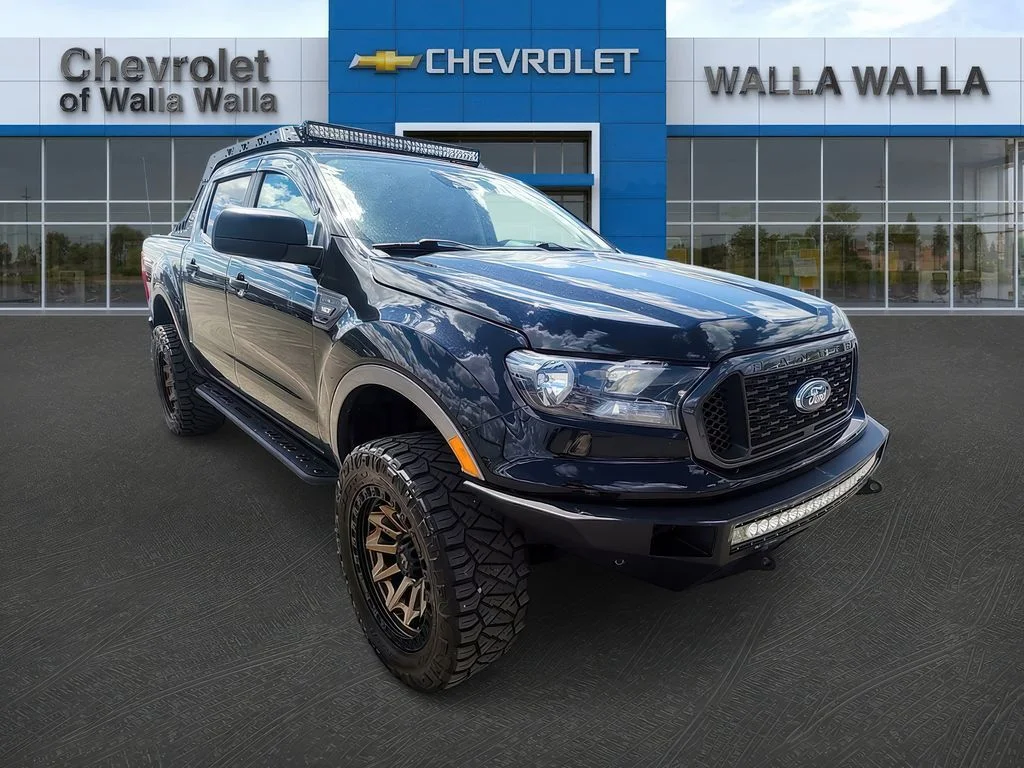 Used 2020 Shadow Black Ford XLT image 1