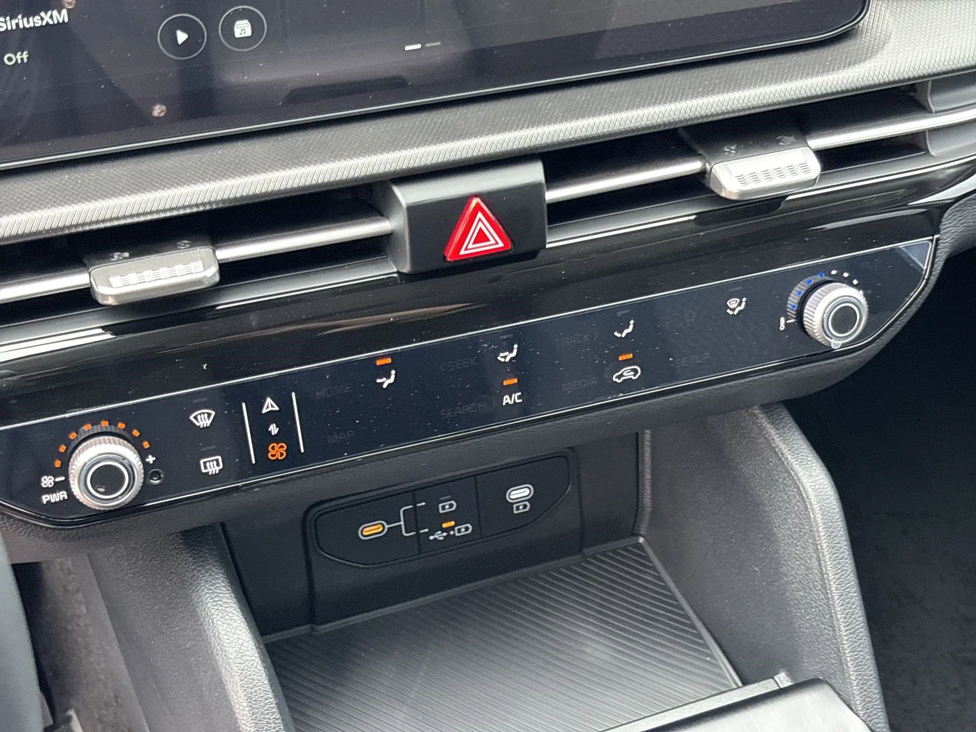 New 2026 Glacial White Pearl Kia LX image 18