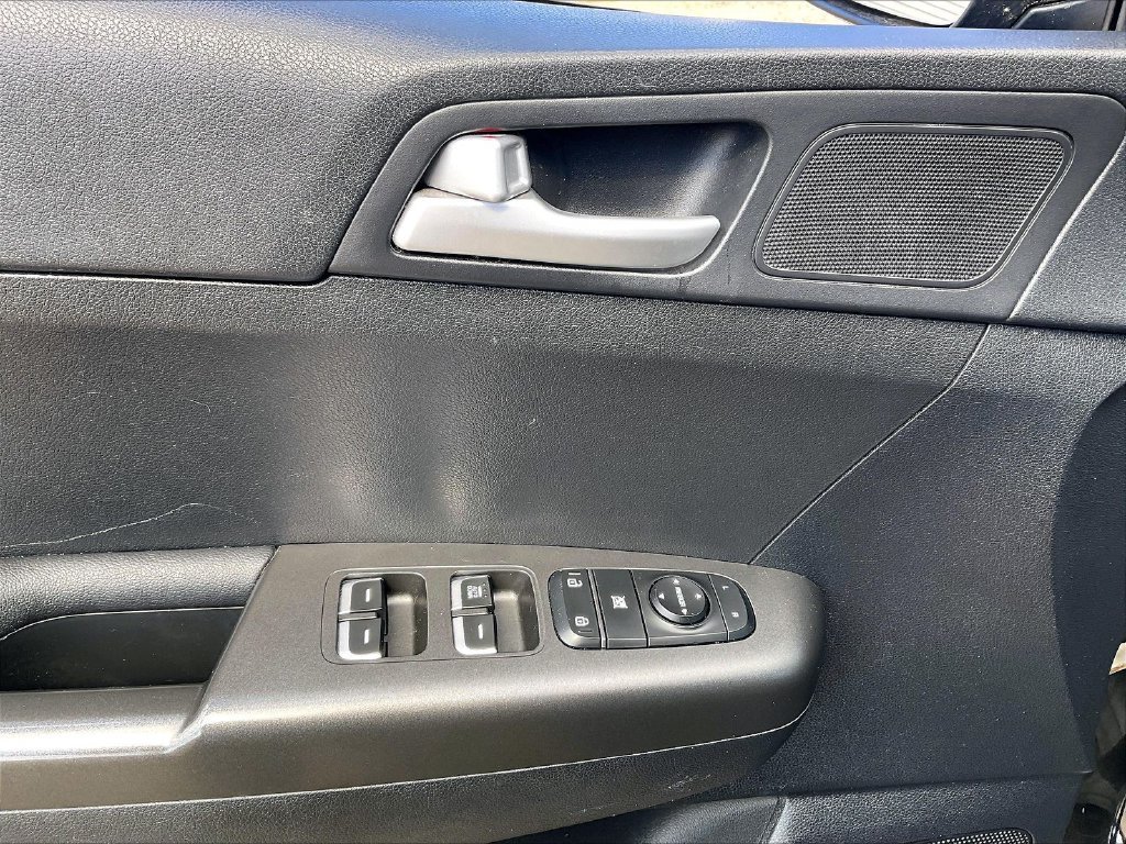 Used 2018 Black Cherry Kia LX image 36