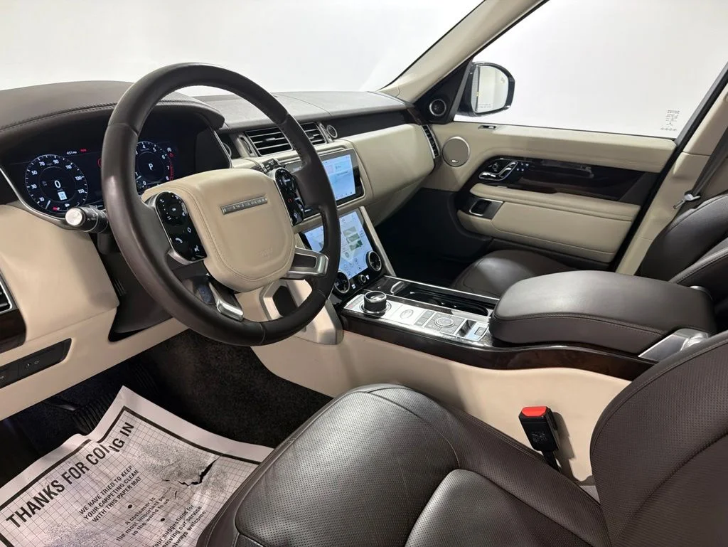 Used 2020  Land Rover HSE image 10