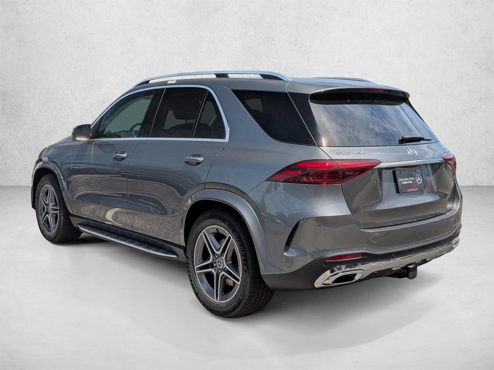 New 2026 Selenite Grey Metallic Mercedes-Benz GLE450 image 9