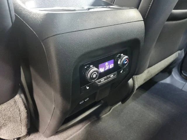 2026 GMC Acadia Elevation - Photo 20