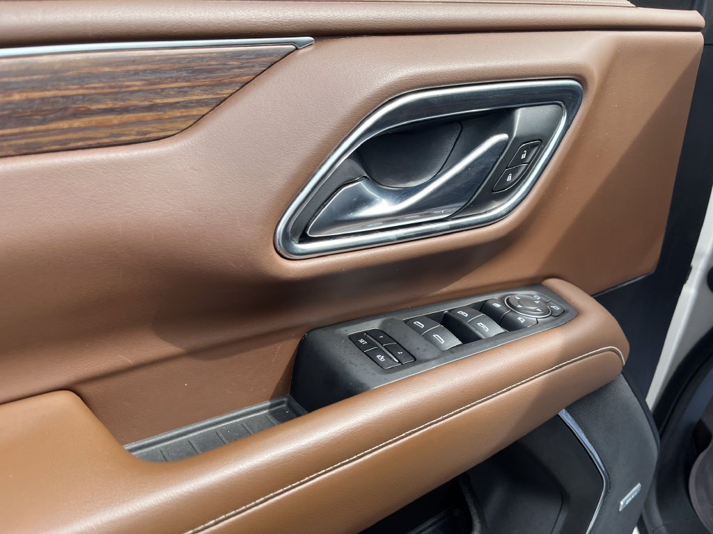 Used 2021 Beige Chevrolet High Country image 10
