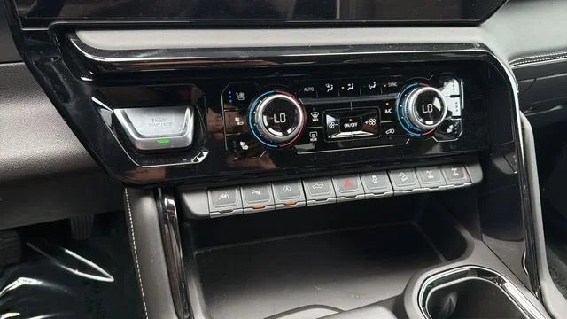 Used 2023 Silver GMC AT4X image 31