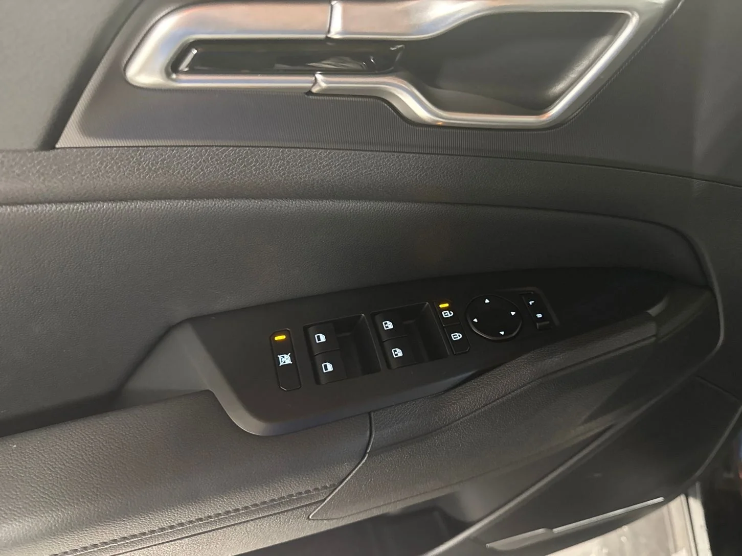 New 2026 Fusion Black Kia EX image 27
