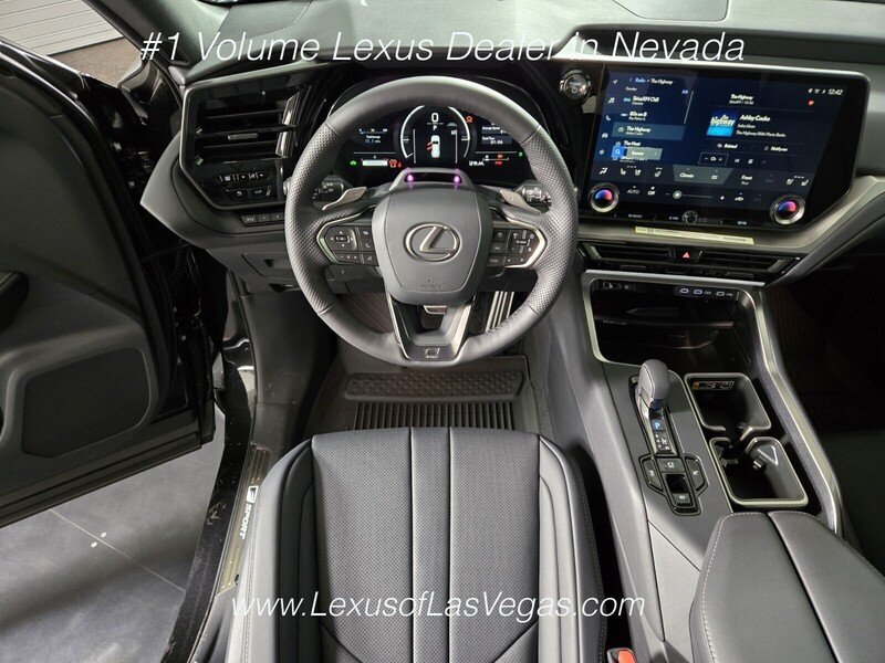2026 Lexus TX 500h F-Sport - Photo 14