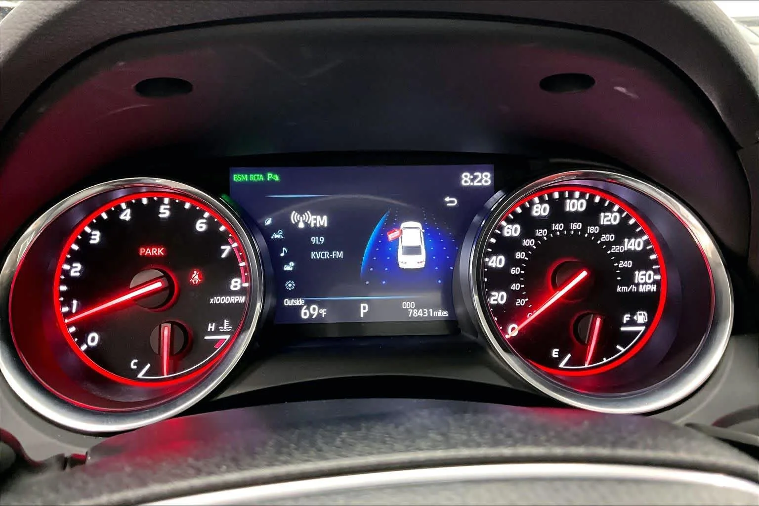 Used 2020 Wind Chill Pearl Toyota XSE image 25