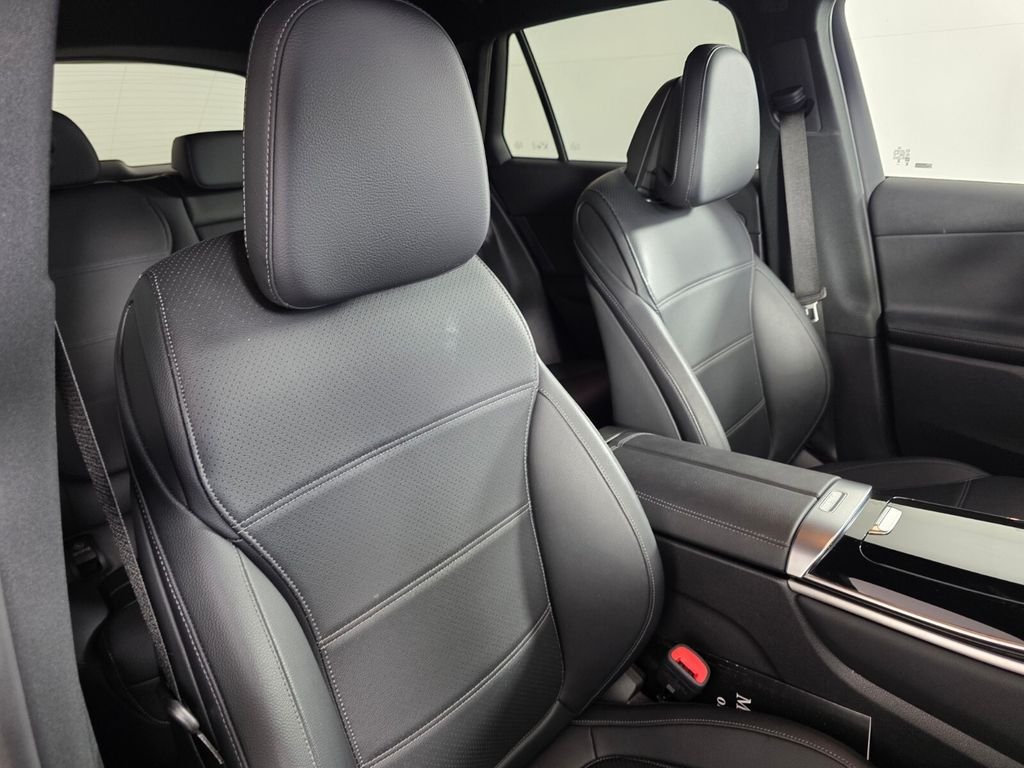 Certified Used 2025 Black Mercedes-Benz GLC 300 image 26