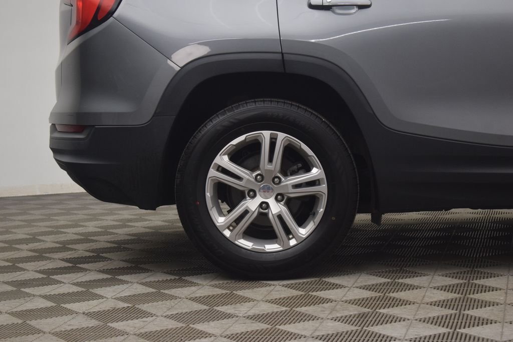 Used 2020 Gray GMC SLE image 23