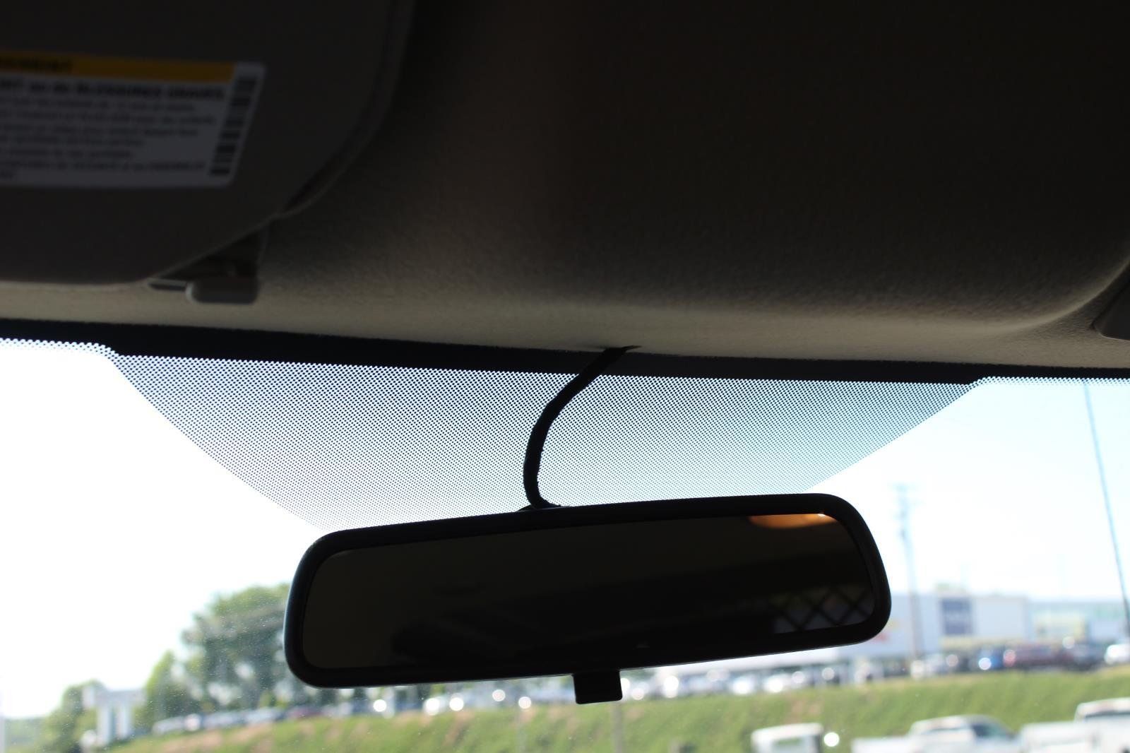 2026 Chevrolet Express Cargo Work Van - Photo 21