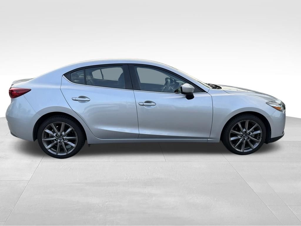 Used 2018 Silver Mazda Touring image 7