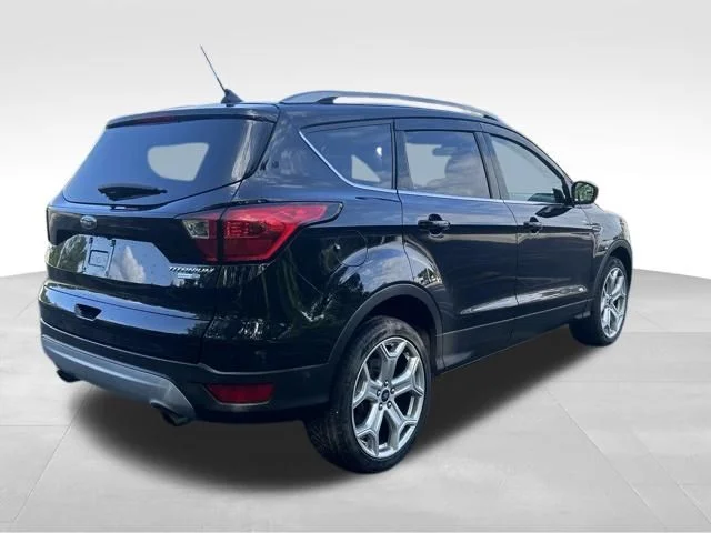 Used 2019 Black Ford Titanium image 5