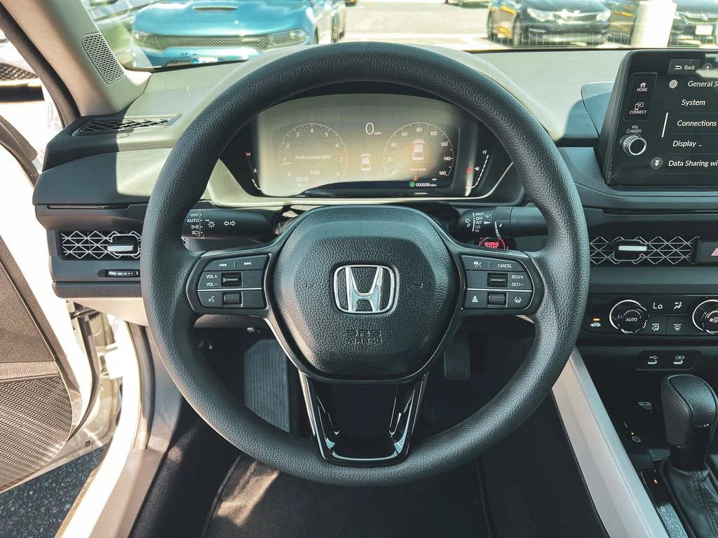 New 2026 Platinum White Pearl Honda SE image 14