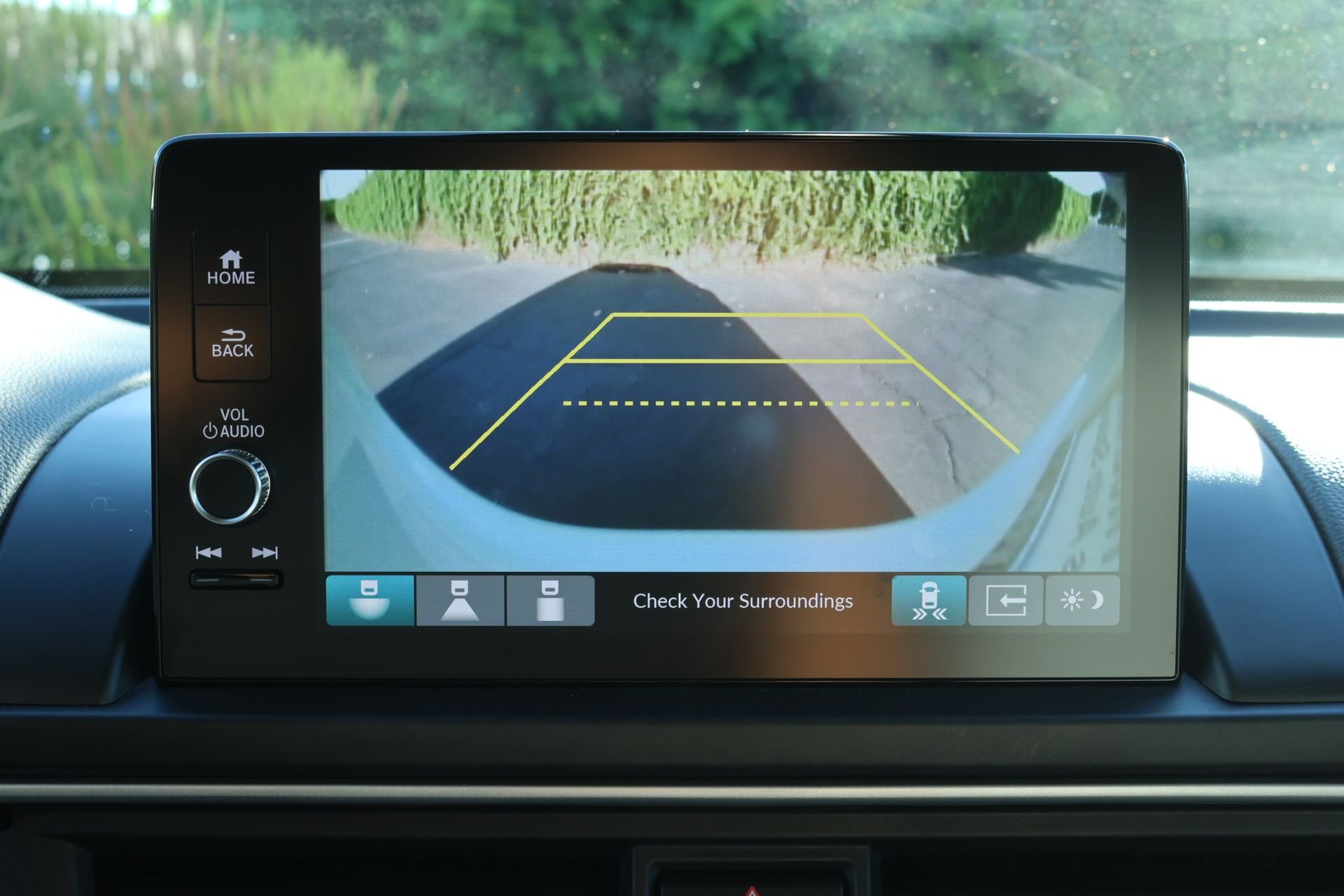 Used 2025  Honda Touring image 15