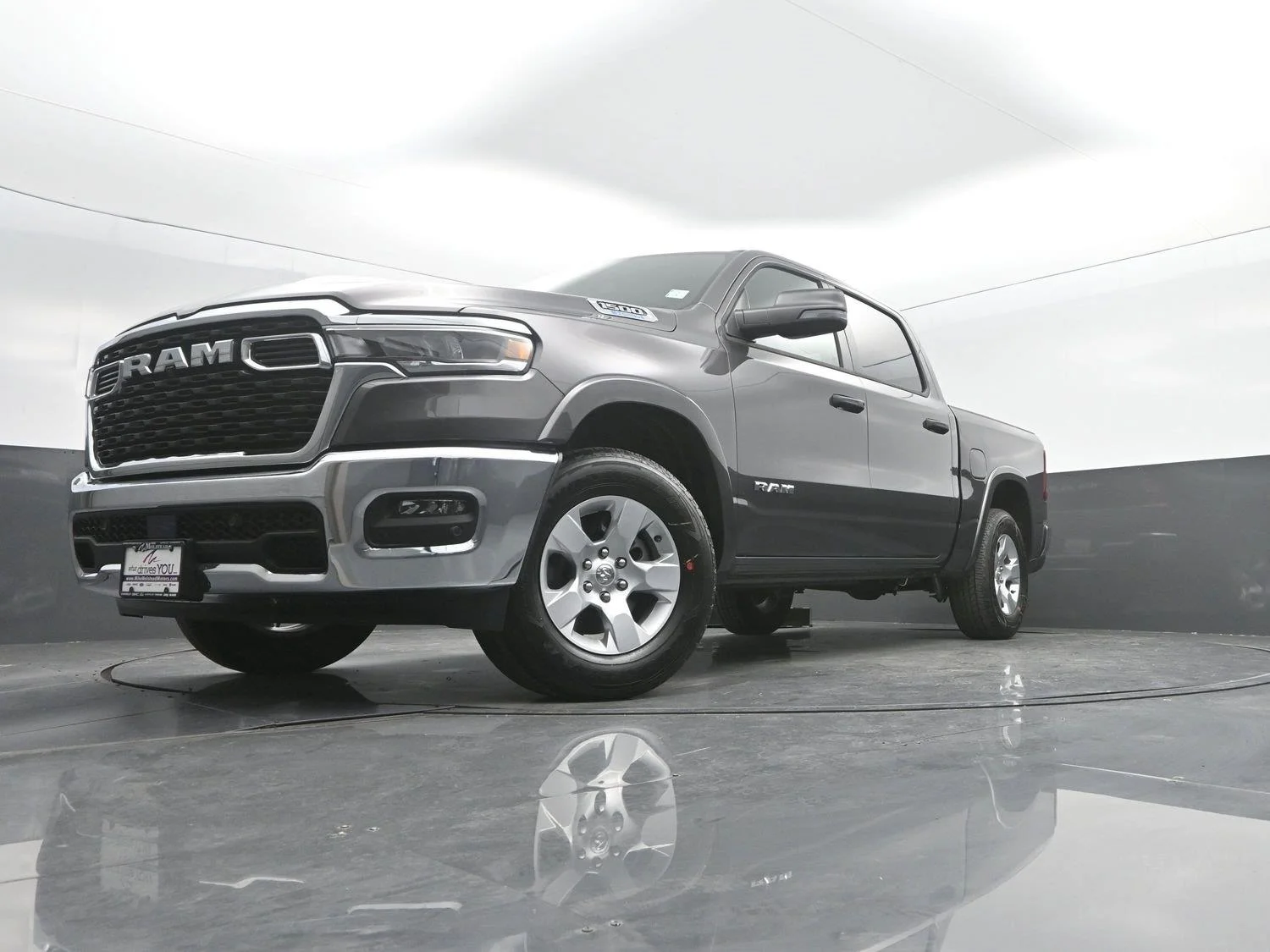 New 2027 Granite Crystal Metallic Clear-Coat Exterior Paint RAM Big Horn image 45