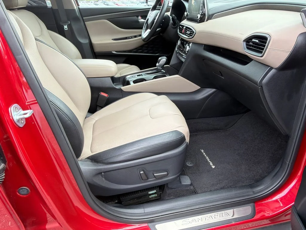 Used 2019 Red Hyundai Ultimate image 13