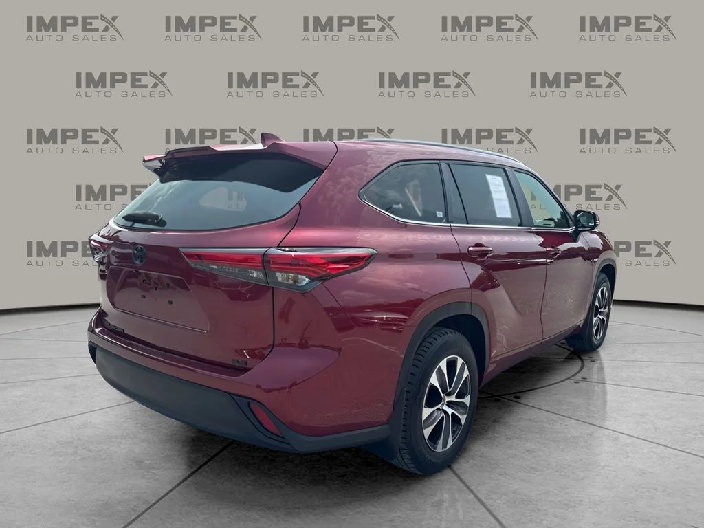 Used 2023 Red Toyota XLE image 3