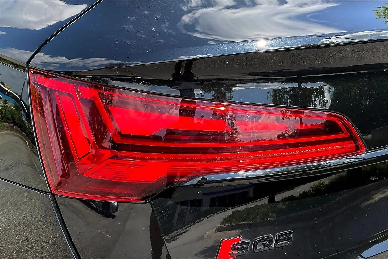 Used 2023 Mythos Black Metallic Audi Premium Plus image 57