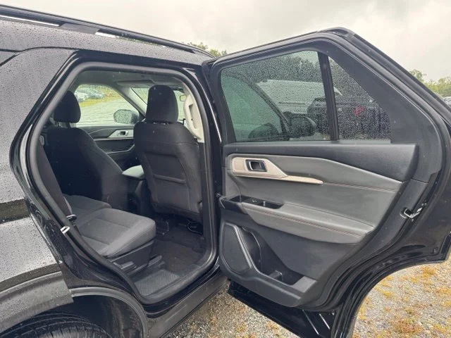Used 2025 Black Ford Active image 15