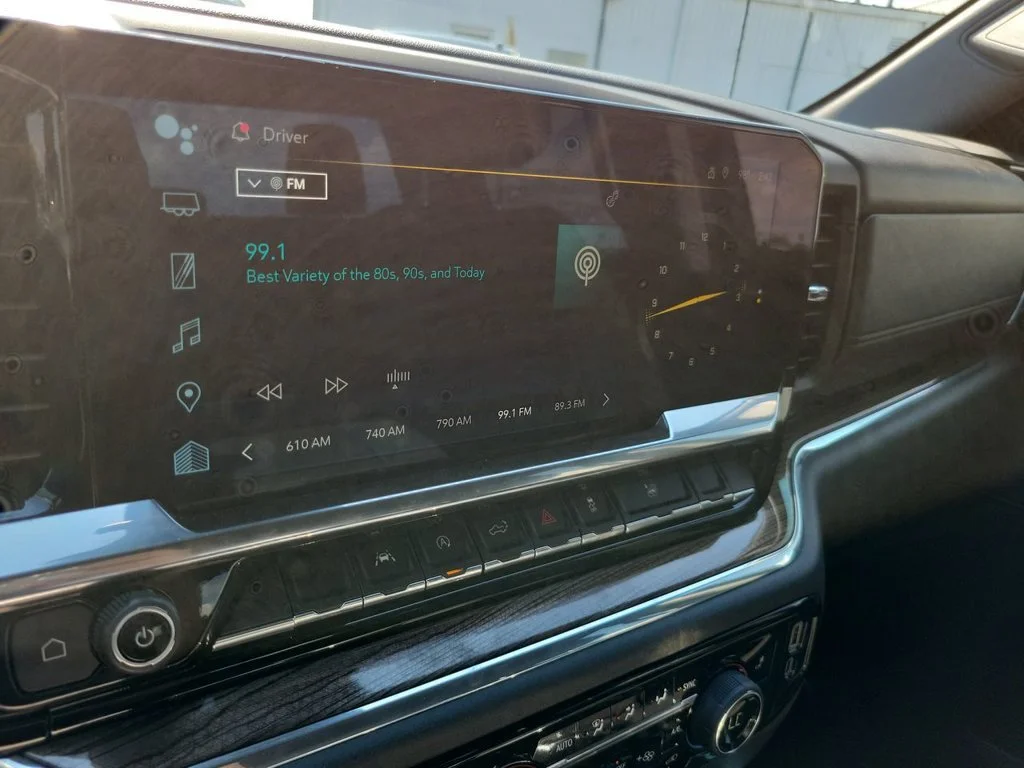 2023 Chevrolet Silverado 1500 LT - Photo 19