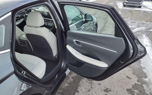 New 2026 Gray Hyundai SEL image 30