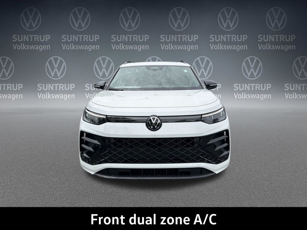 New 2026  Volkswagen 2.0T SE R-Line Black image 9