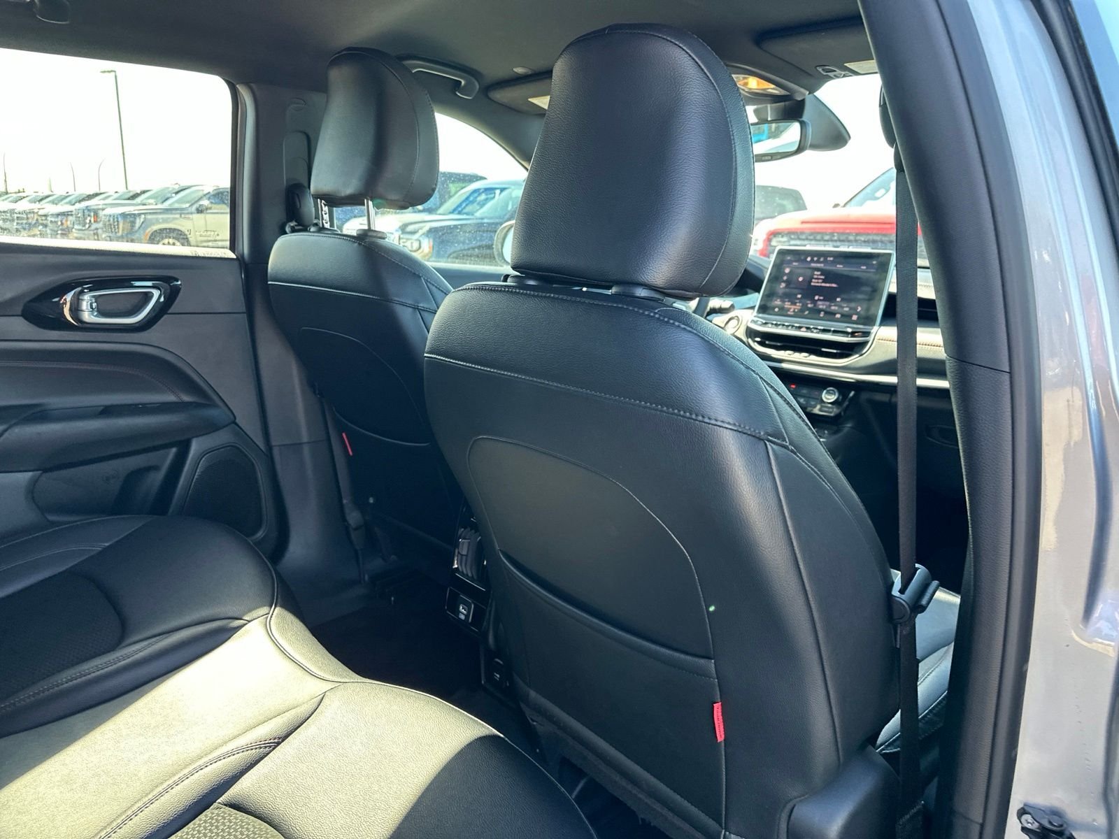 Used 2024 Silver Jeep Trailhawk image 30