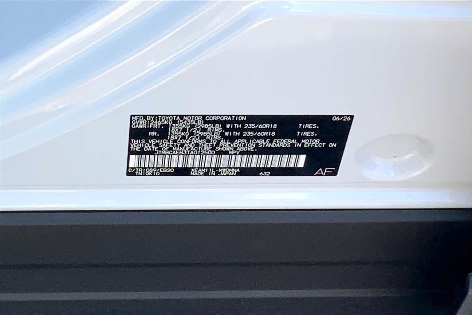 New 2026 Wind Chill Pearl Toyota XLE image 21