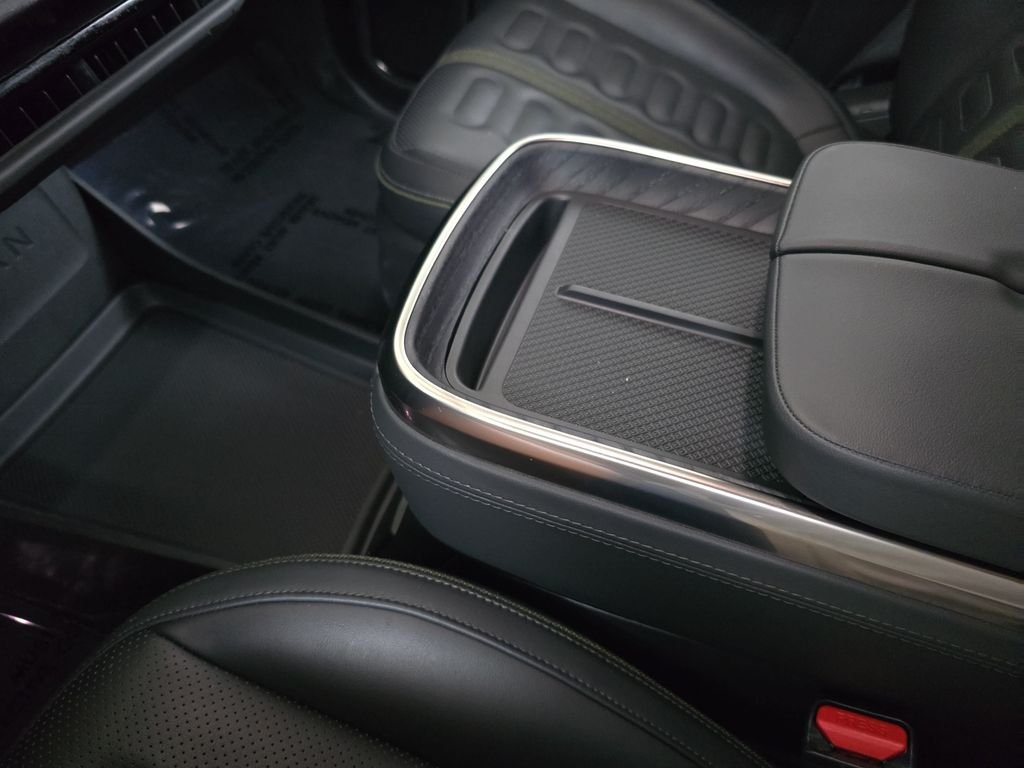 Used 2025 Midnight Rivian Adventure Dual Motor Standard Pack image 22