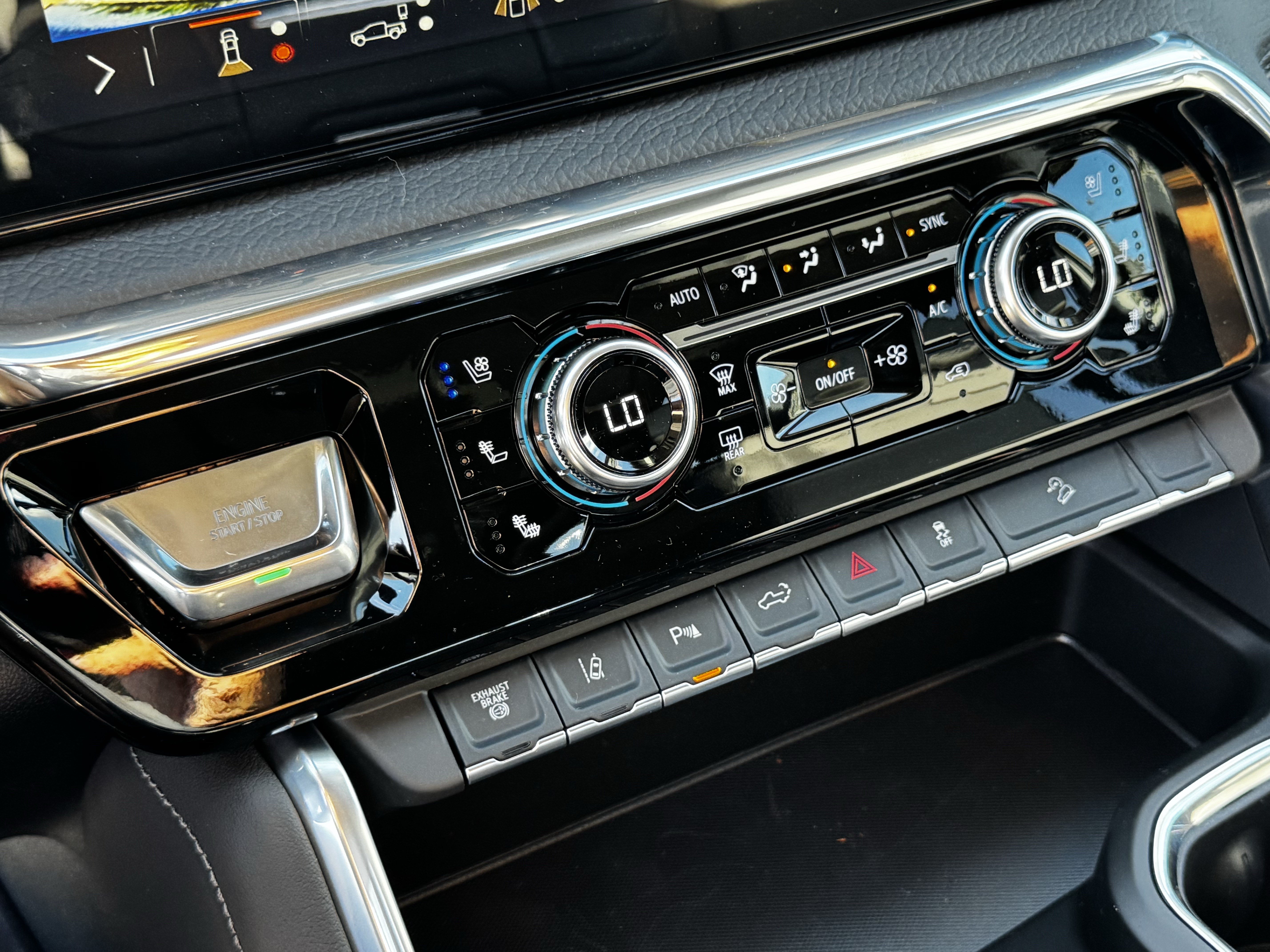 2026 GMC Sierra 2500HD Denali - Photo 14
