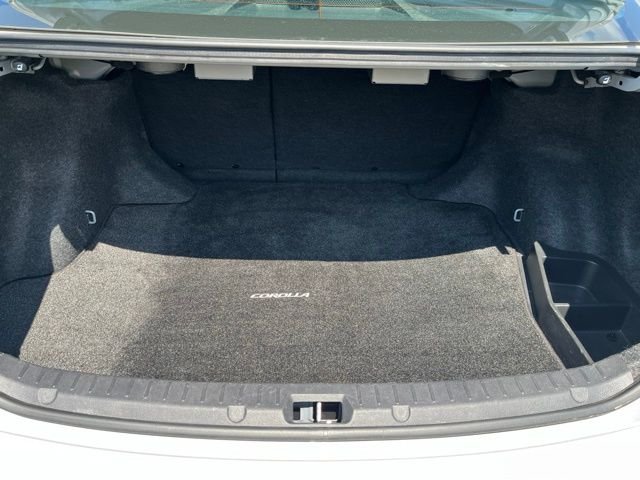 Used 2009 Silver Toyota  image 20