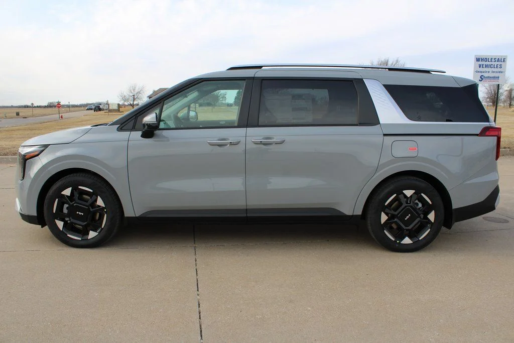 New 2026 White Kia EX image 16