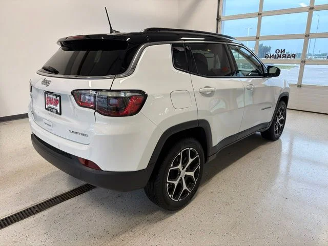 Used 2024 White Jeep Limited image 7