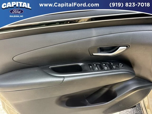 Used 2023 Beige Hyundai SEL image 20