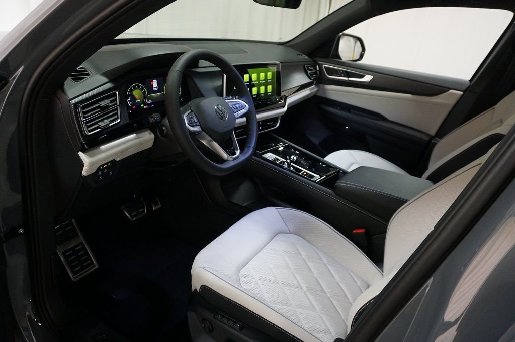 2026 Volkswagen Atlas Cross Sport SEL Premium R-LINE - Photo 9