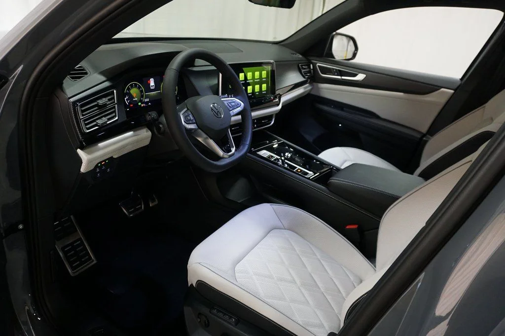 2026 Volkswagen Atlas Cross Sport SEL Premium R-LINE - Photo 9