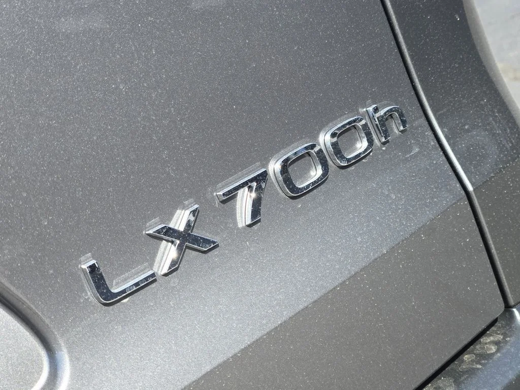 New 2026 Manganese Luster Lexus 700h Luxury image 7