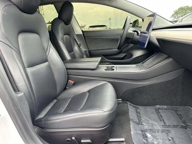 Used 2021 White Tesla Standard Range Plus image 16