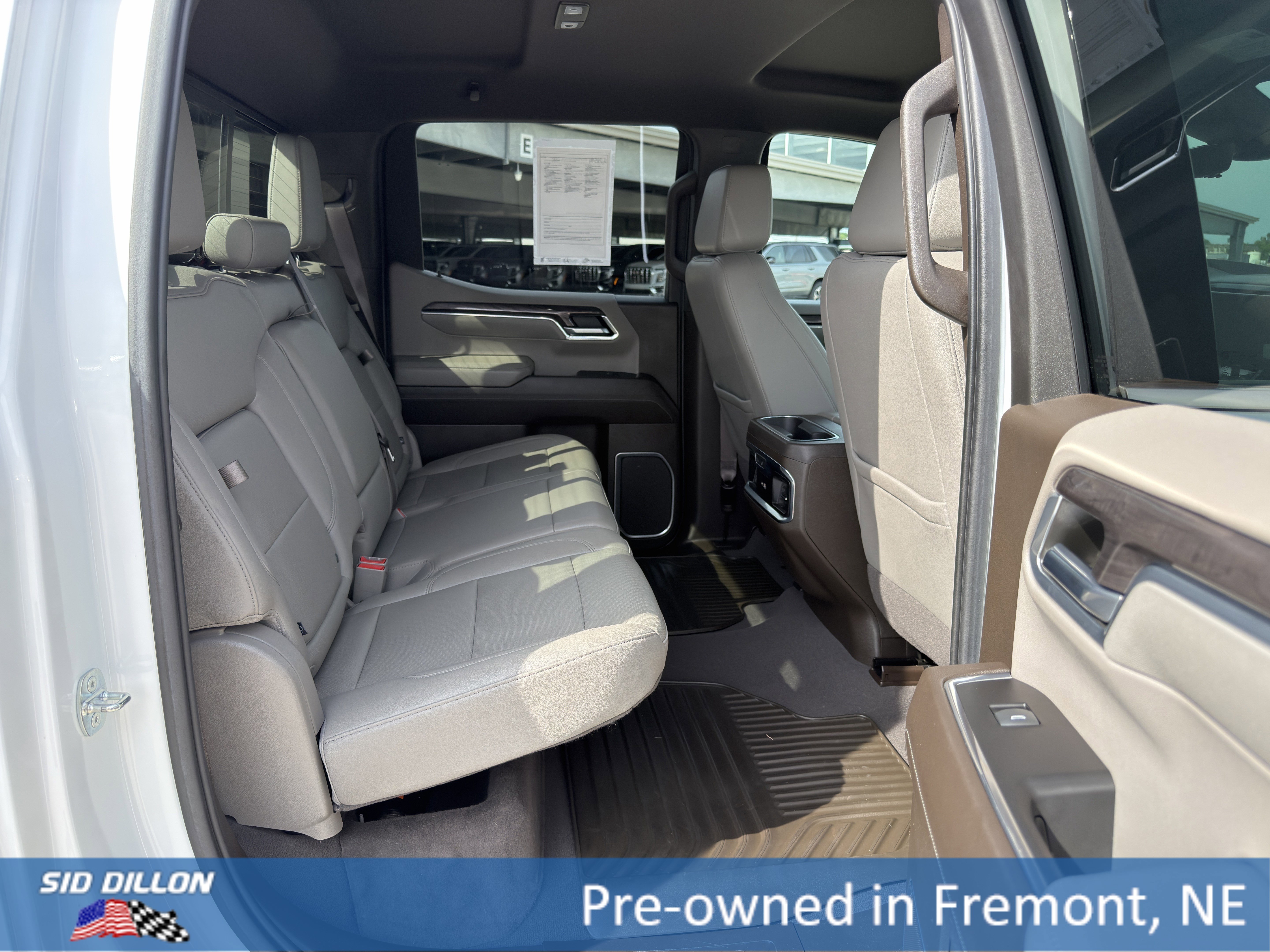 Used 2023 Summit White Chevrolet LTZ image 17
