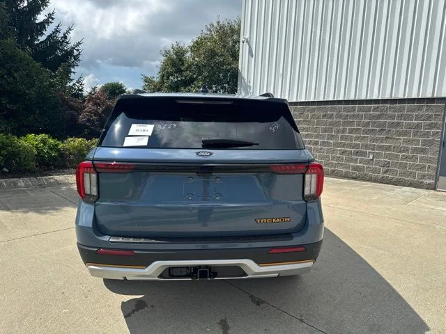 New 2026 Vapor Blue Metallic Ford Tremor image 37