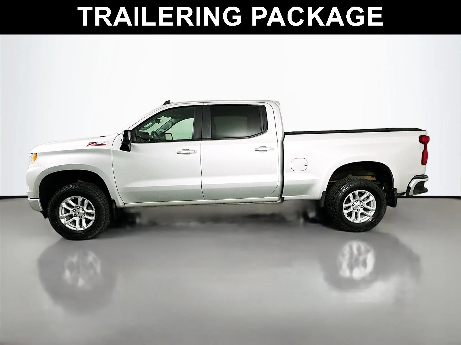 Used 2022 Silver Ice Metallic Chevrolet RST image 8