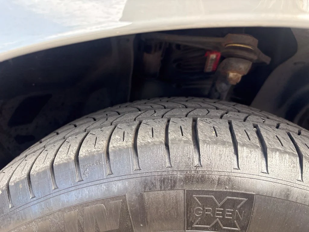 Used 2023 Gray Dodge SXT image 6
