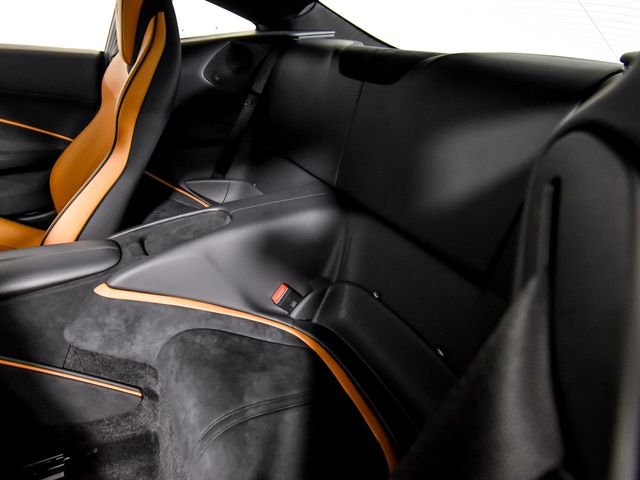Used 2021 Black Ferrari Base image 43