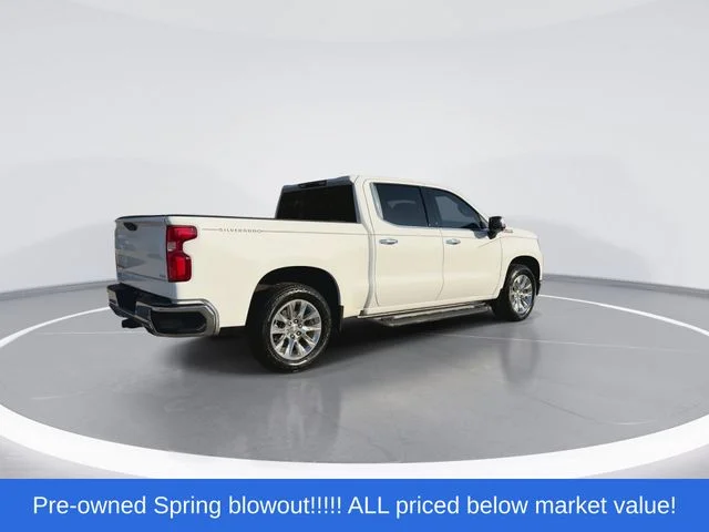 Used 2019 White Chevrolet LTZ image 8