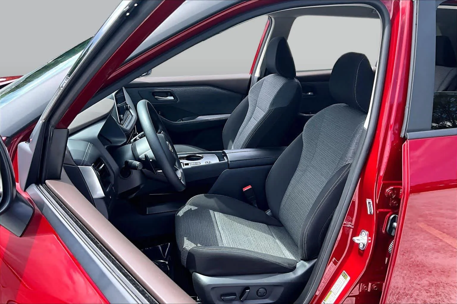 Used 2023 Scarlet Ember Tintcoat Nissan SV image 14