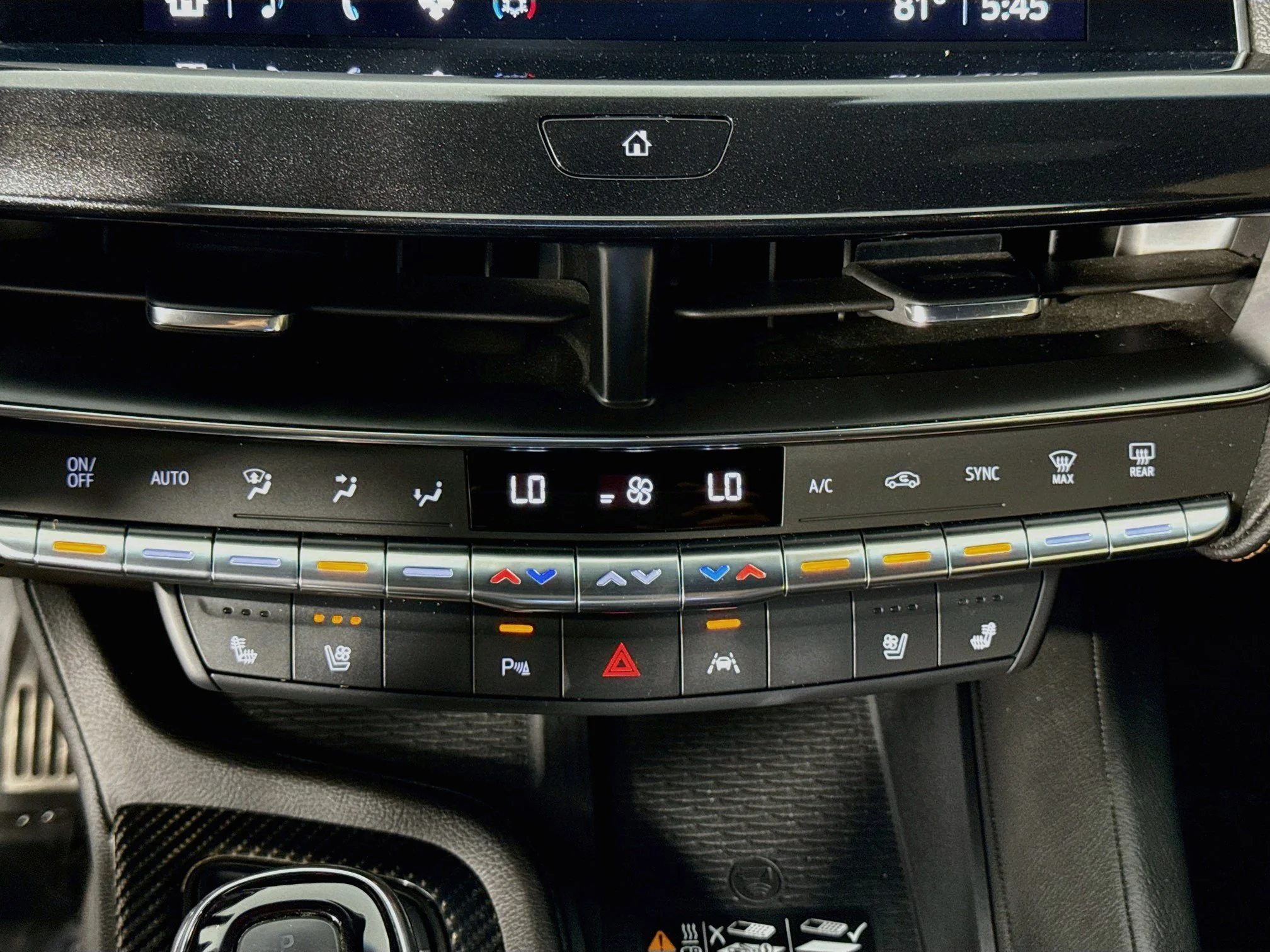 Used 2022 BLACK RAVEN Cadillac Sport image 17