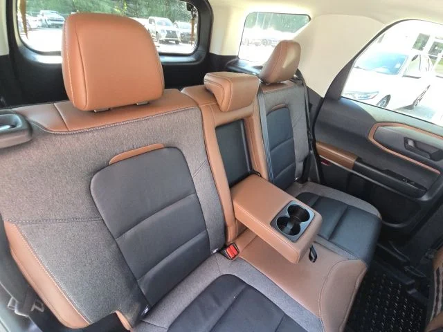 Used 2022  Ford Outer Banks image 16