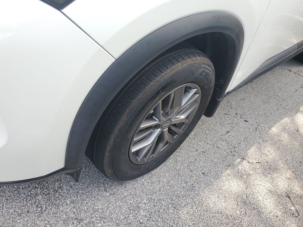 Used 2024 White Nissan S image 4