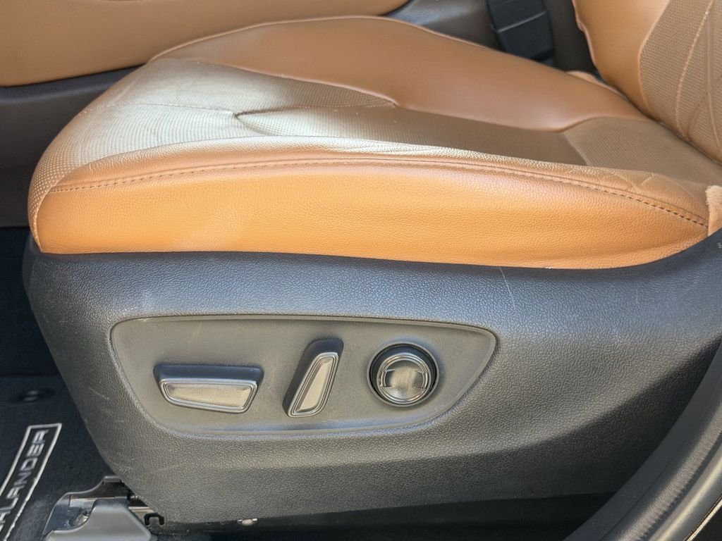 2022 Toyota Highlander Platinum - Photo 24